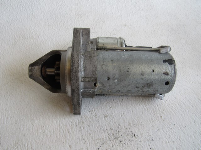 2013 BMW 128i Convertible Starter 7 616 500 - 01