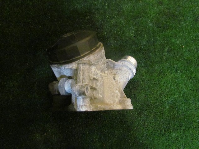 2013 BMW 128i Convertible OIl Filter Housing