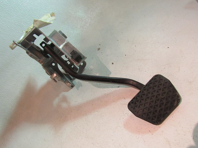 2013 BMW 128i Convertible AT Brake Pedal