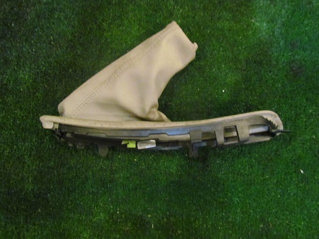 2013 BMW 128I E88 Parking Brake Handle Boot