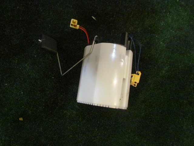 2013 BMW 128I E88 Fuel Pump N52