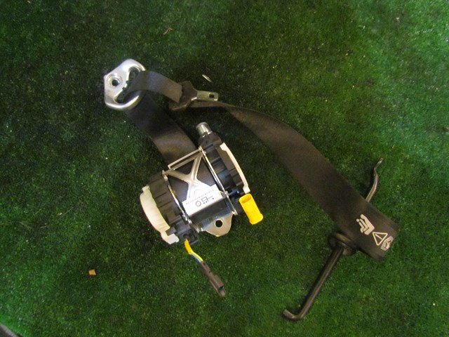 2013 BMW 128I E88 Convertible RH Passenger Front Seat Belt