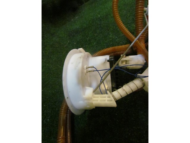2013 BMW 128I E88 Fuel Filter Level Sensor