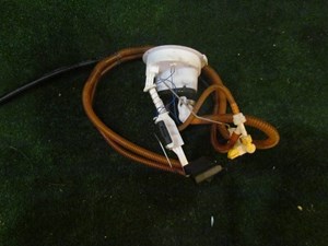 2013 BMW 128I E88 Fuel Filter Level Sensor