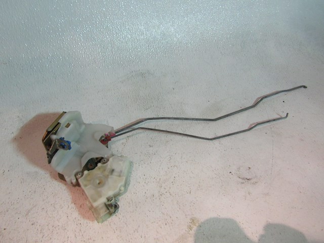 2003 Subaru Impreza WRX RH Passenger Rear Door Lock Actuator 61100FE040