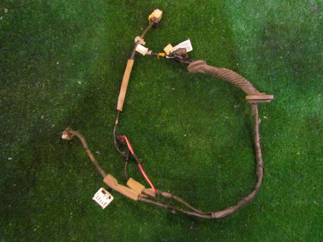 2003 Subaru Impreza WRX RH Passenger Rear Door Harness