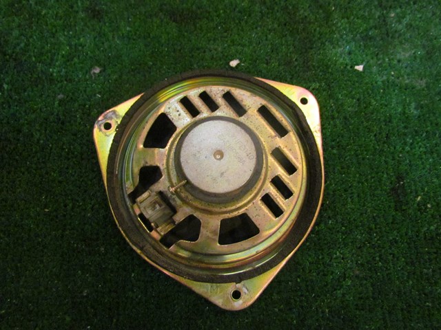 2003 Subaru Impreza WRX LH Driver Front Door Speaker 