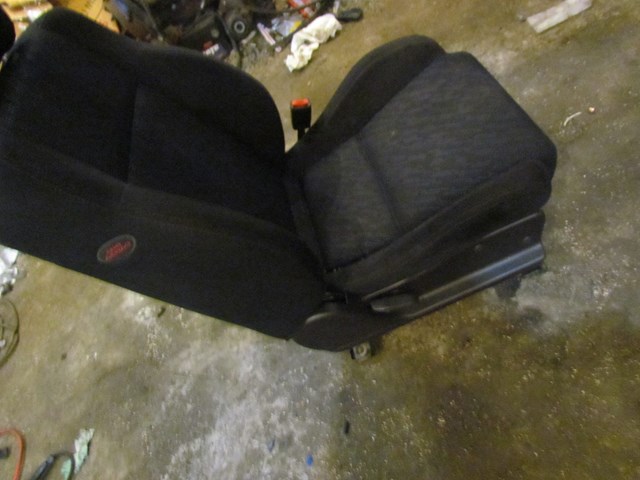 2003 Subaru Impreza WRX RH Passenger Front Seat 