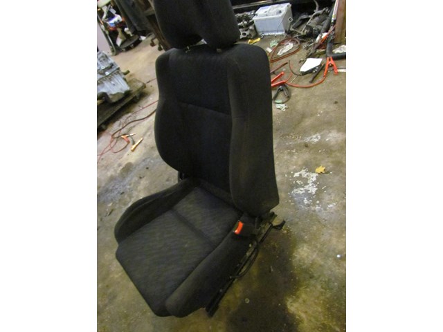 2003 Subaru Impreza WRX RH Passenger Front Seat 