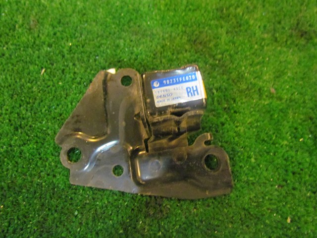 2003 Subaru Impreza WRX Front RH Impact Sensor 98231 FE020