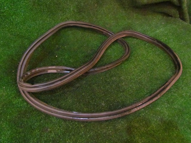 2003 Subaru Impreza WRX Trunk Seal