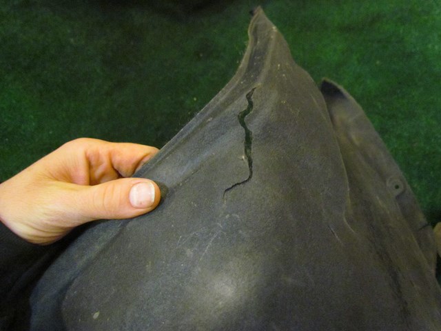 2003 SubaruWRX RH Trunk Quarter Carpet Moulding-See Desc