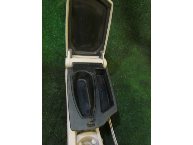 2013 BMW 128i Convertible Center Console