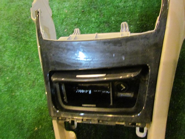 2013 BMW 128i Convertible Center Console