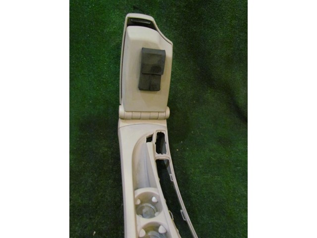 2013 BMW 128i Convertible Center Console