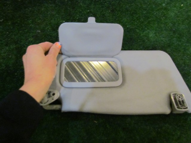 2003 Subaru Impreza RH Passenger Sun Visor