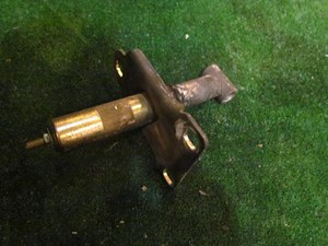 2001 Bentley Arnage Rear LH Driver Bumper Reinforcement Mount