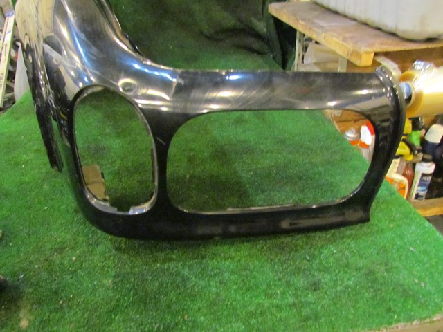 2001 Bentley Arnage RH Passenger Fender (SEE DETAILS)