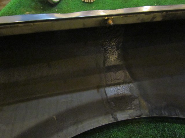 2001 Bentley Arnage RH Passenger Fender (SEE DETAILS)