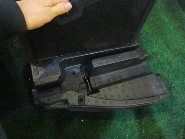 2005 Subaru Impreza Wagon LH Driver Trunk Spacer 