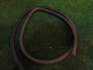 2005 Subaru Impreza Wagon Front LH Driver Door Seal