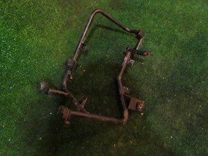 2001 Bentley Arnage Coolant Reservoir Overflow Bottle Bracket