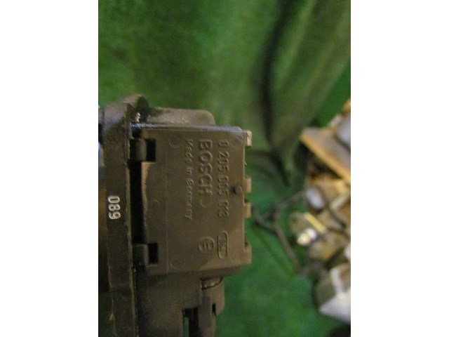 2001 Bentley Arnage Throttle Actuator 0 205 005 013
