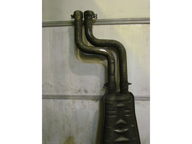 2001 Bentley Arnage Exhaust Midpipe Resonator OEM