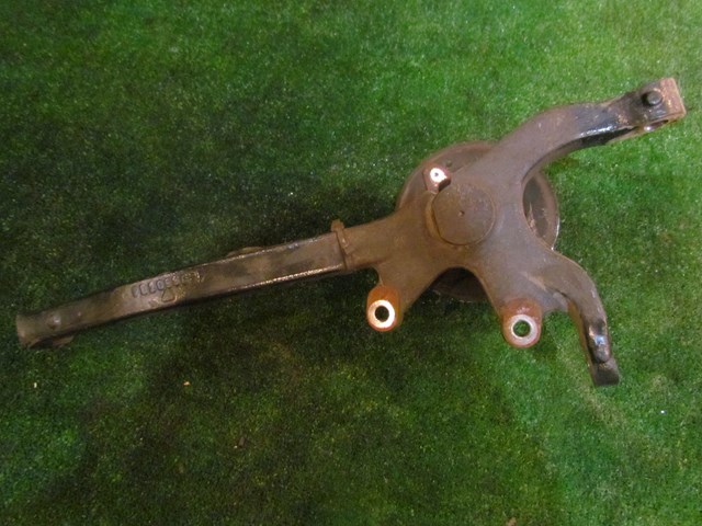 2001 Bentley Arnage Front LH Driver Spindle Knucle OEM