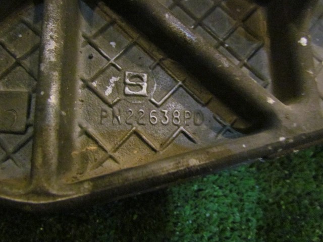 2001 Bentley Arnage Driveshaft Support Mount PN22638PD