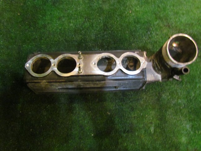 2001 Bentley Arnage RH Passenger Intake Manifold