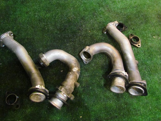 2001 Bentley Arnage RH Passenger Intake Runners Intake Pipes