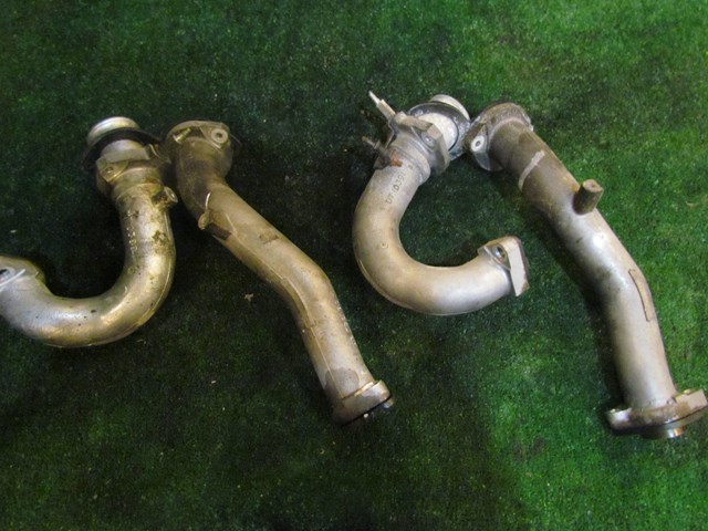 2001 Bentley Arnage LH Driver Intake Runners Intake Pipes