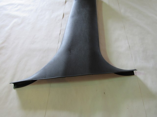 2005 Subaru Impreza Wagon RH Lower B Pillar Trim 94042FE020