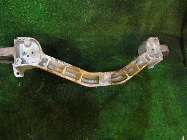 2001 Bentley Arnage Front Subframe Engine Cradle