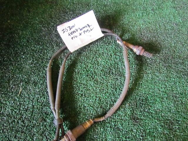 2002 Lexus IS300 Front Pre & Post Cat Oxygen Sensors