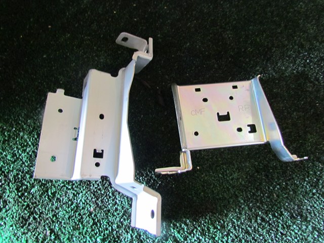 2008 Infiniti G37 Coupe XM Receiver & Phone Ctrl Brackets