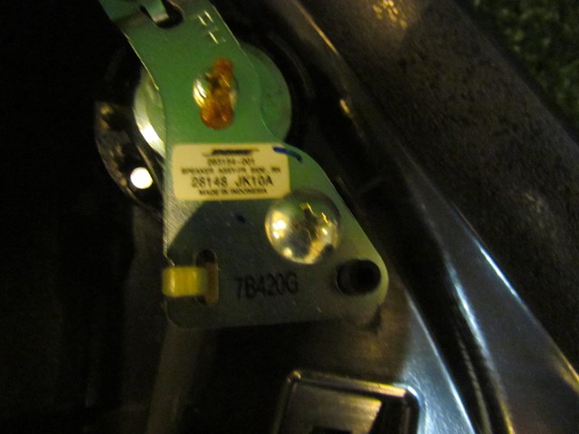 2008 Infiniti G37 Coupe RH Sail Panel w/Tweeter 28148JK10A