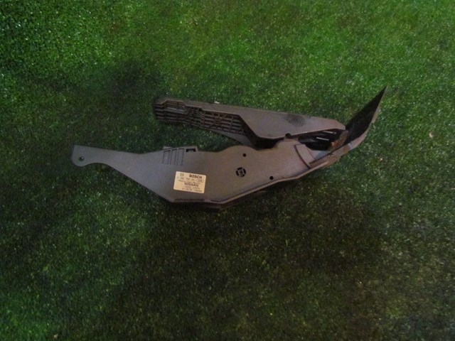 2008 Infiniti G37 Coupe Gas Pedal 18002 JK60A