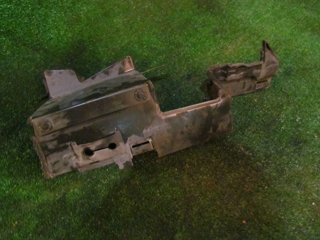 2008 Infiniti G37 Coupe RH Passenger Radiator Side Seal Duct