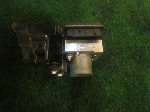 2008 Infiniti G37 Coupe ABS Pump w/Bracket 47660JL00A