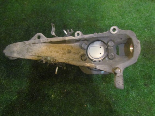 2008 Infiniti G37 Coupe Front LH Driver Spindle