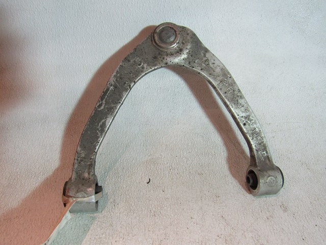 2008 2009 Infiniti G37 Coupe RH Passenger Front  Upper Control Arm