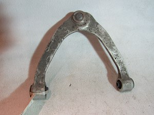 2008 2009 Infiniti G37 Coupe RH Passenger Front  Upper Control Arm