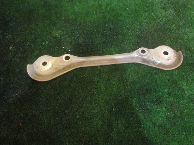2008 Infiniti G37 Coupe Steering Rack Bracket
