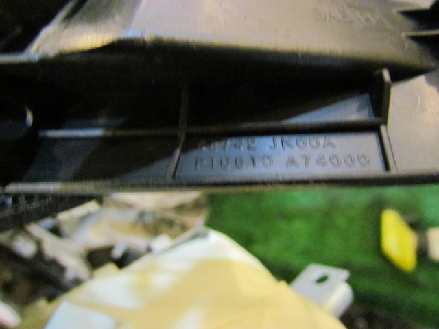 2008 Infiniti G37 Coupe RH Passenger Defrost Vent 68742 JK60A