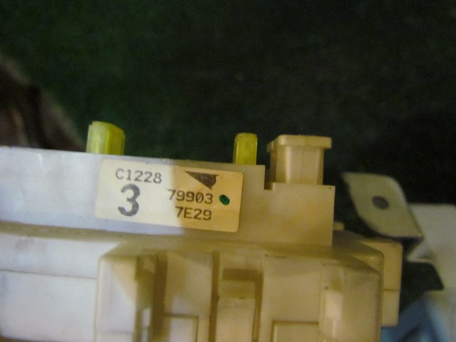 2008 Infiniti G37 Coupe Interior Fuse Box