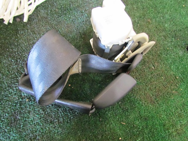 2008 Infiniti G37 Coupe Rear RH Passenger Seat Belt