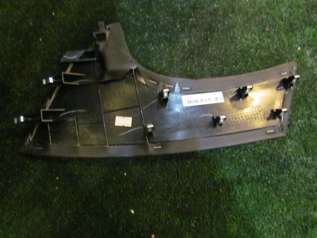 2012 Infiniti M37x RH Center Console Trim 68134 1MA0A