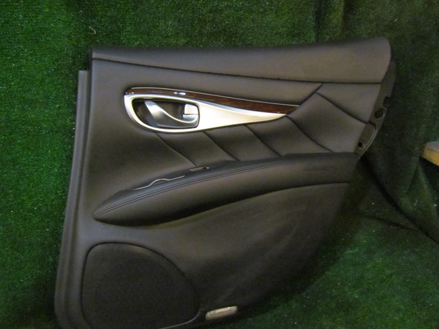 2012 Infiniti M37x Sedan Rear RH Passenger Door Panel